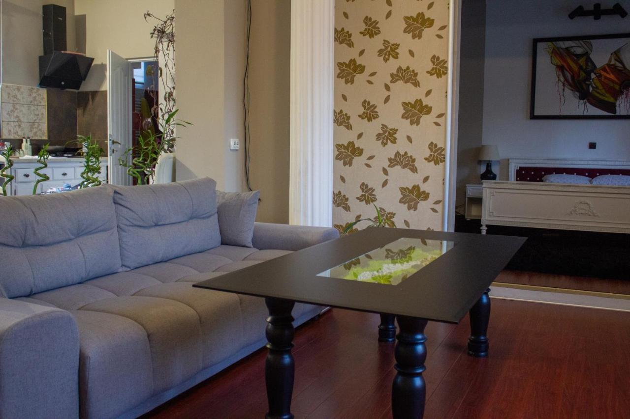 Yox Apartment 1 Oradea Exteriér fotografie
