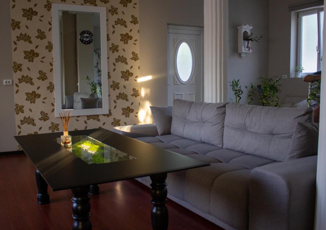 Yox Apartment 1 Oradea Exteriér fotografie