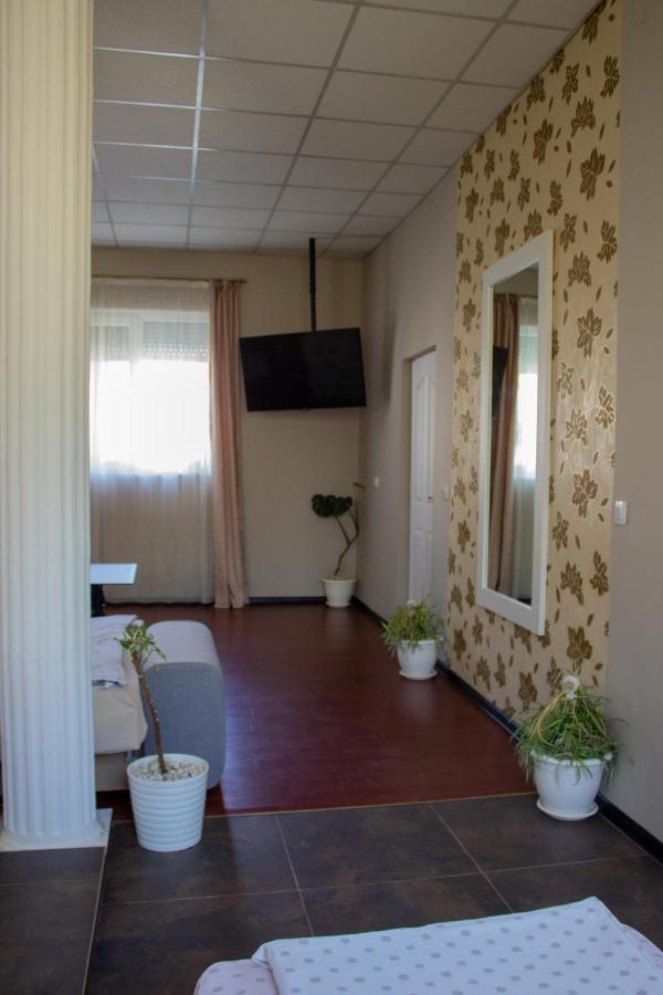 Yox Apartment 1 Oradea Exteriér fotografie